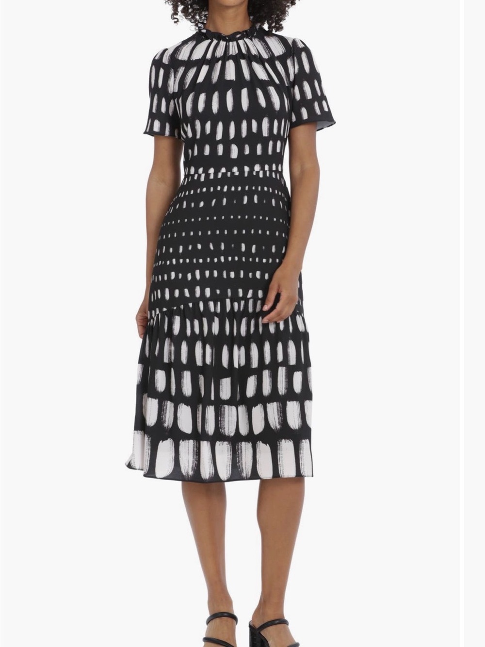 Maggie London Black & White Printed Dress | Short Sleeve | Elegant Day Dress